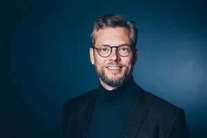 Porträt von Sebastian Wolfram